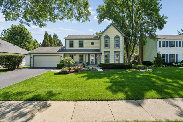 2027 Richton Drive, Wheaton, IL 60189