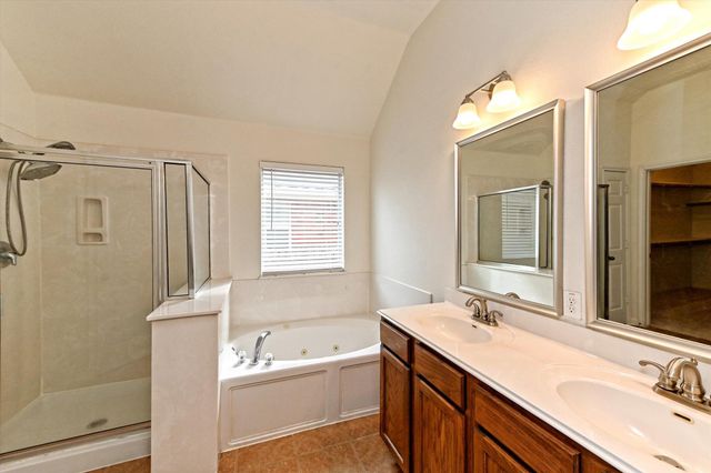 15802 Neenah Oak LOOP, Austin, TX 78717