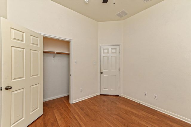 15802 Neenah Oak LOOP, Austin, TX 78717