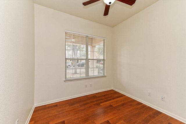 15802 Neenah Oak LOOP, Austin, TX 78717