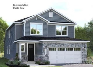 2040 Fernway Drive, Charlotte, NC 28216