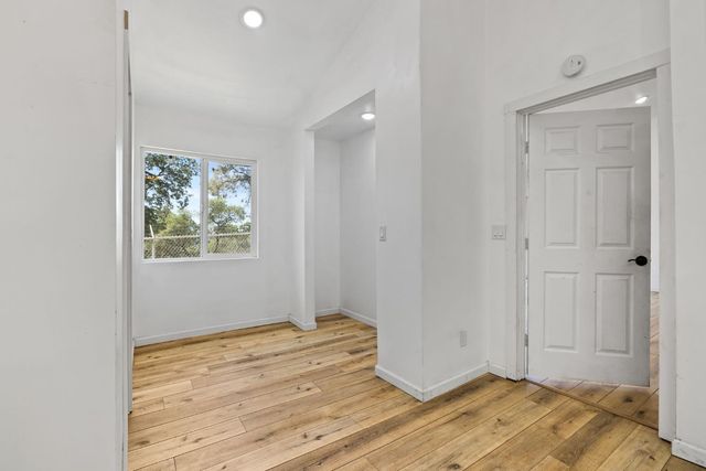 7145 Superior Town Rd, Lincoln, CA 95648