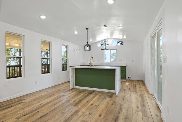 7145 Superior Town Rd, Lincoln, CA 95648