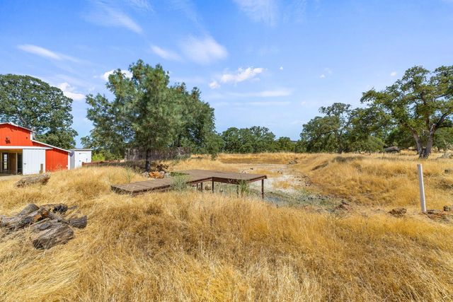 7145 Superior Town Rd, Lincoln, CA 95648