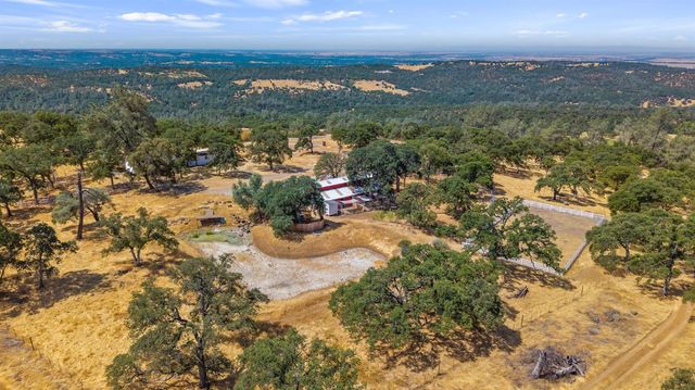 7145 Superior Town Rd, Lincoln, CA 95648