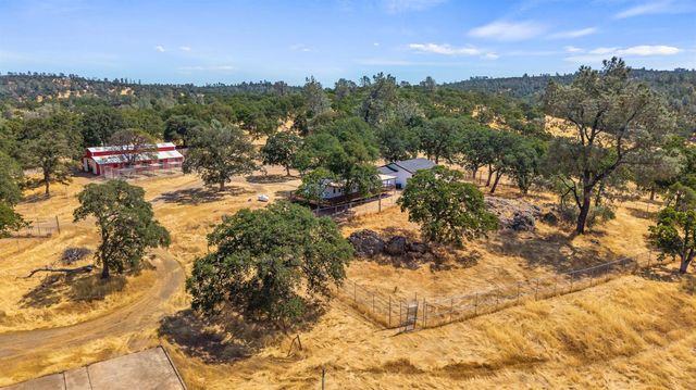 7145 Superior Town Rd, Lincoln, CA 95648