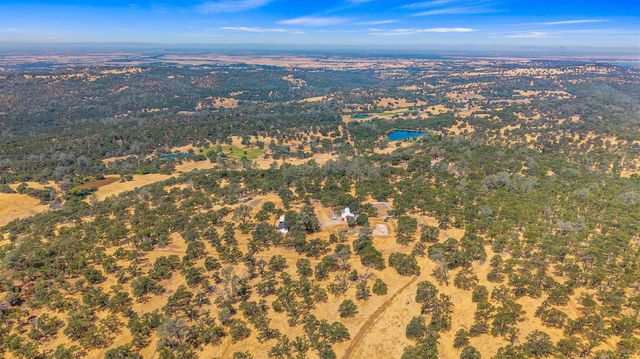 7145 Superior Town Rd, Lincoln, CA 95648