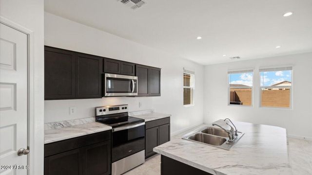 9048 S Palo Verde Drive, Apache Junction, AZ 85120