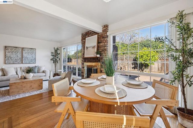 23719 Nevada Rd, Hayward, CA 94541