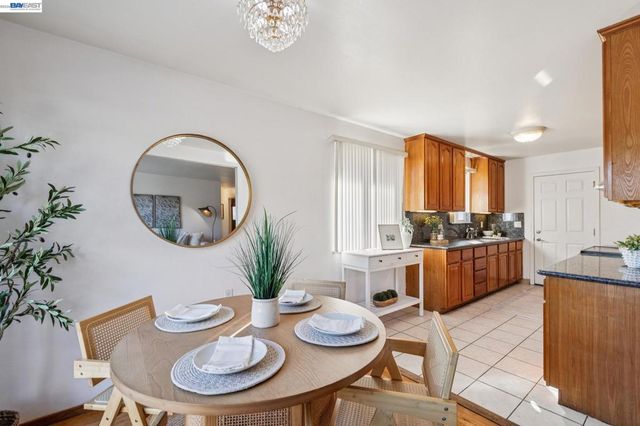 23719 Nevada Rd, Hayward, CA 94541