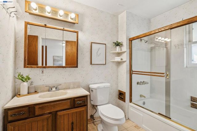 23719 Nevada Rd, Hayward, CA 94541