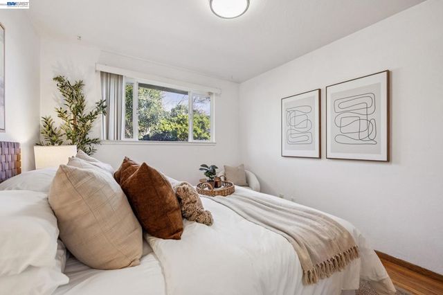 23719 Nevada Rd, Hayward, CA 94541