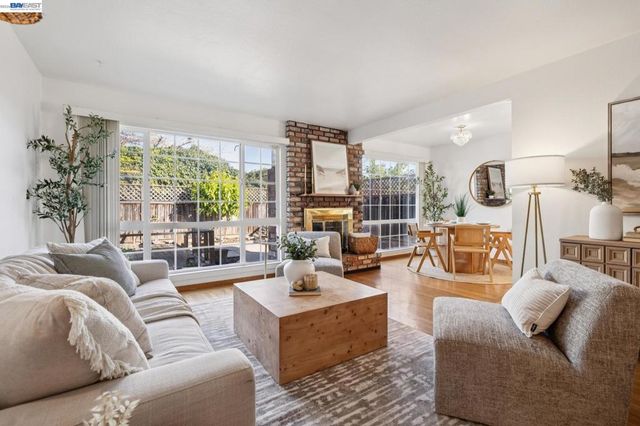 23719 Nevada Rd, Hayward, CA 94541