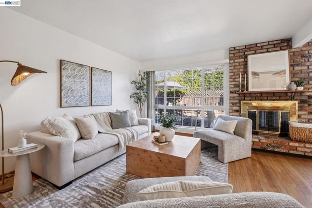 23719 Nevada Rd, Hayward, CA 94541