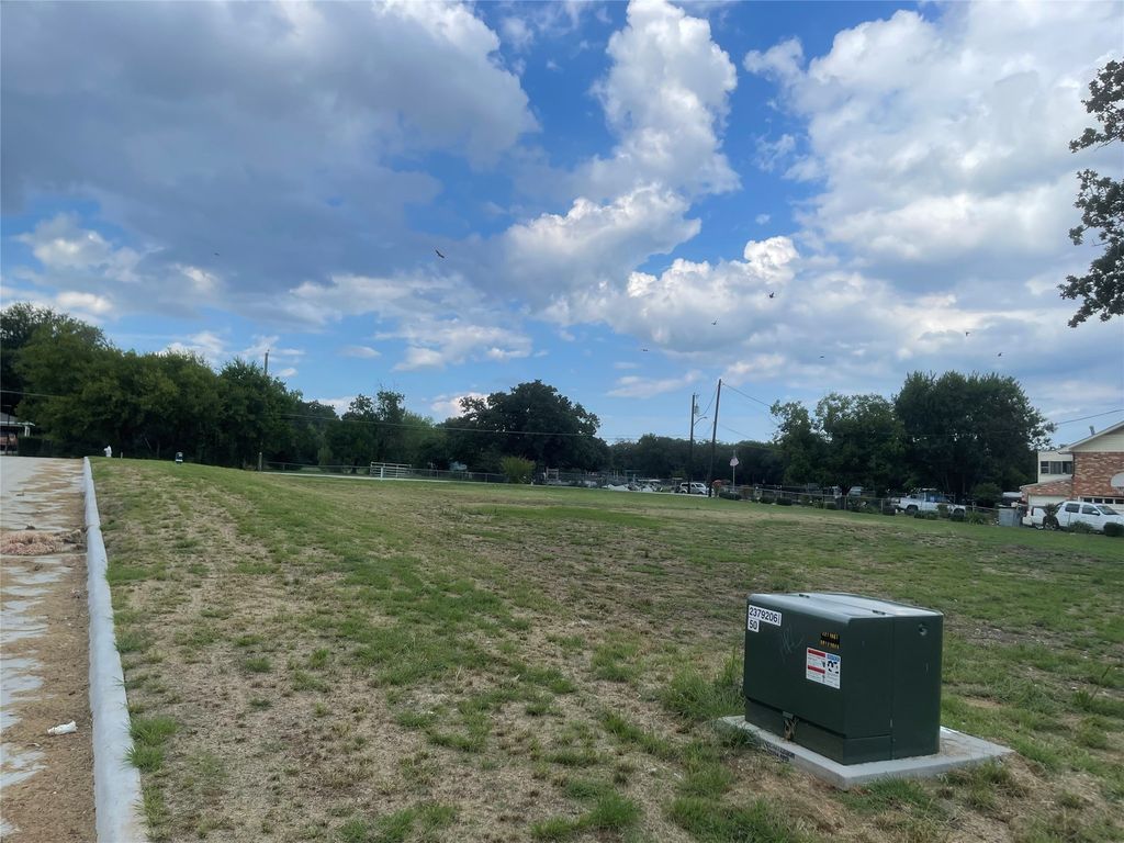 6312 Willard Road, Fort Worth, TX 76119
