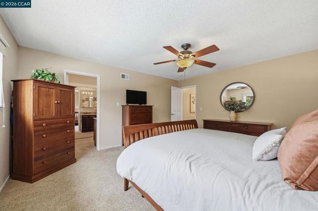 491 Ewing Dr, Pleasanton, CA 94566