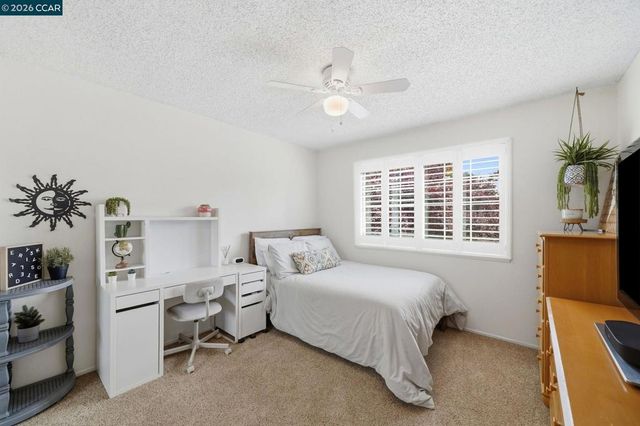 491 Ewing Dr, Pleasanton, CA 94566