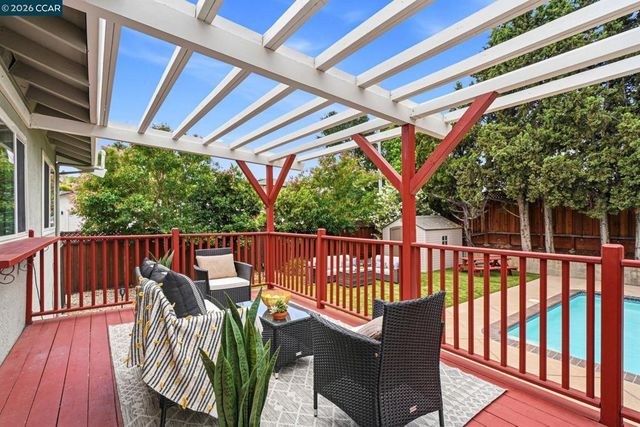 491 Ewing Dr, Pleasanton, CA 94566