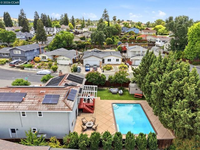 491 Ewing Dr, Pleasanton, CA 94566