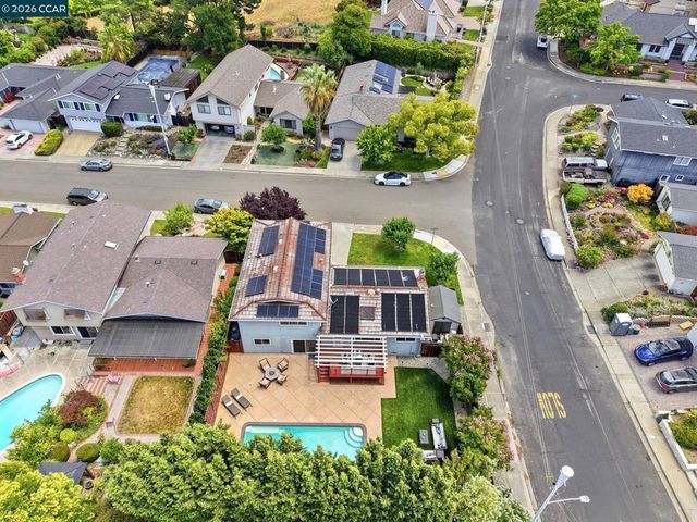 491 Ewing Dr, Pleasanton, CA 94566