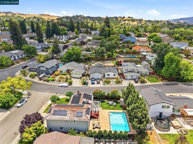 491 Ewing Dr, Pleasanton, CA 94566
