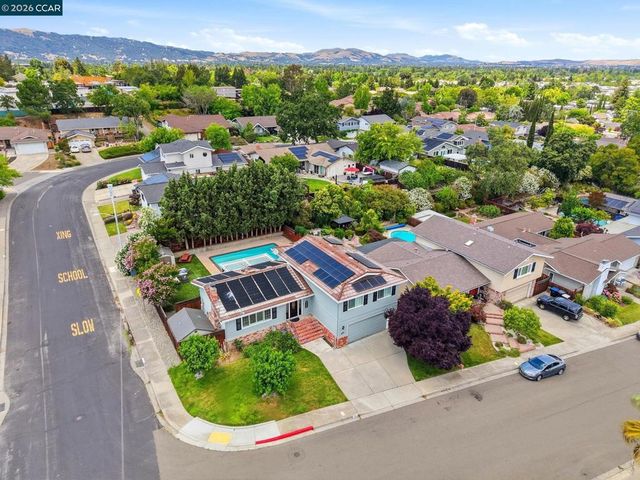 491 Ewing Dr, Pleasanton, CA 94566