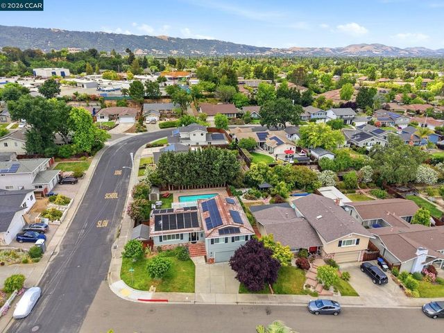 491 Ewing Dr, Pleasanton, CA 94566