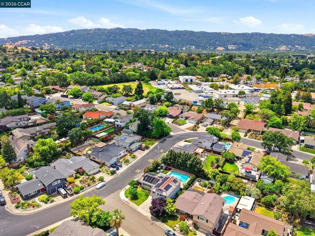 491 Ewing Dr, Pleasanton, CA 94566