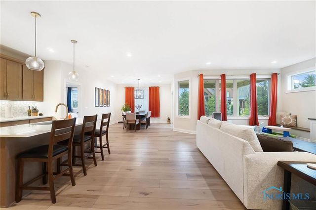 1635 Winterwood Court, Bowling Green, OH 43402