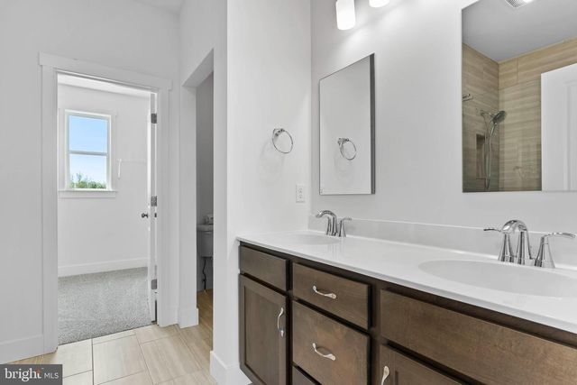 1010 EDORMA CT, Harrisburg, PA 17112