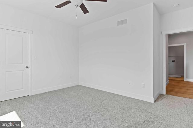 1010 EDORMA CT, Harrisburg, PA 17112