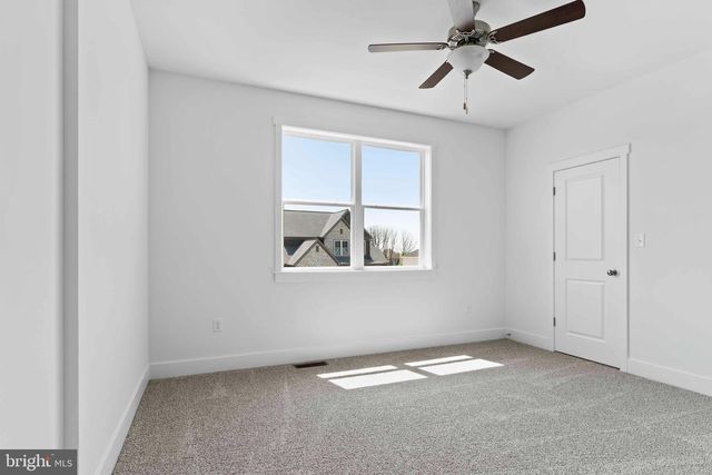 1010 EDORMA CT, Harrisburg, PA 17112