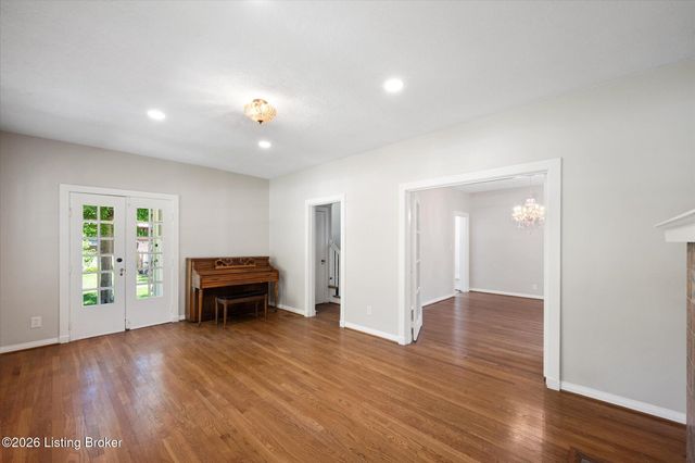4513 S 6th St, Louisville, KY 40214