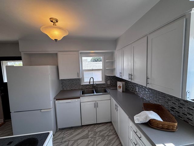 750 NW Charlotte St, Pullman, WA 99163