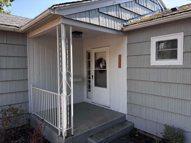 750 NW Charlotte St, Pullman, WA 99163