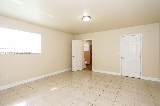 4970 NW 12th St, Lauderhill, FL 33313