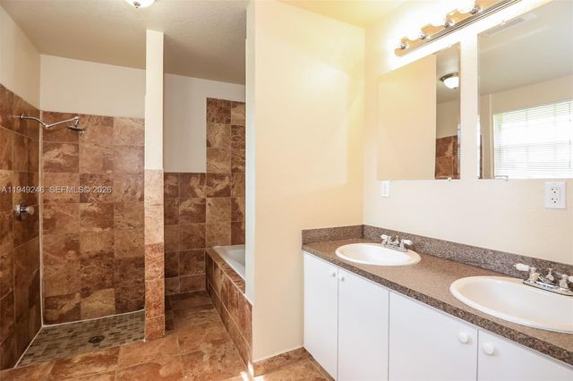 4970 NW 12th St, Lauderhill, FL 33313