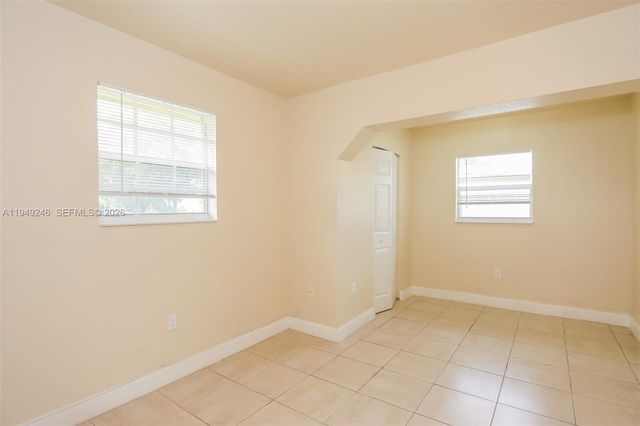 4970 NW 12th St, Lauderhill, FL 33313