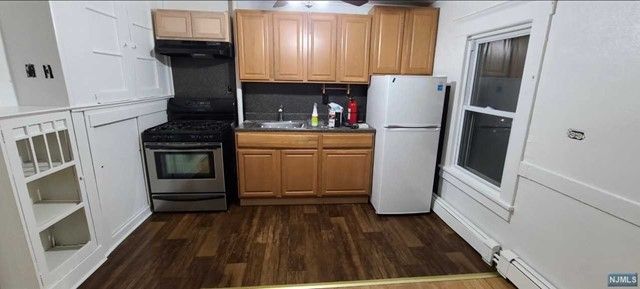 110 Queen Anne Road, Bogota, NJ 07603
