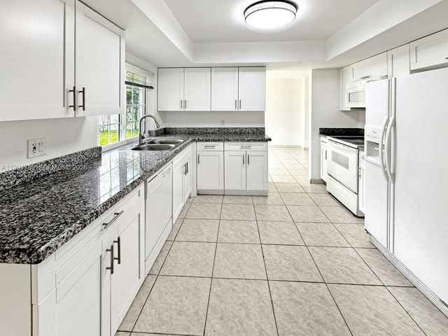 6802 SW 34th Ct, Miramar, FL 33023