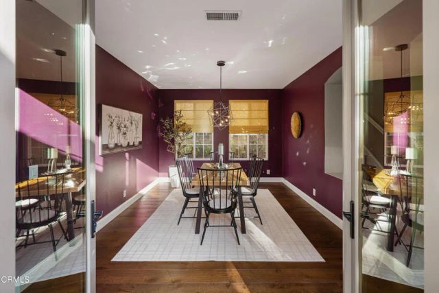 813 W Gabrielino Court, Altadena, CA 91001