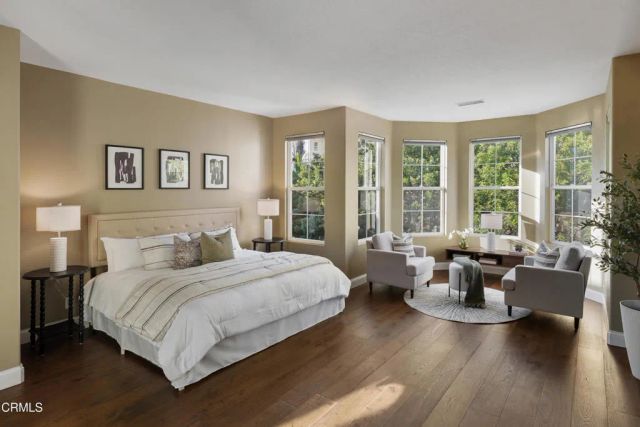 813 W Gabrielino Court, Altadena, CA 91001
