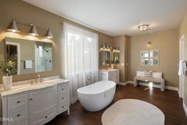 813 W Gabrielino Court, Altadena, CA 91001