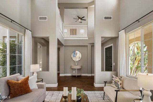 813 W Gabrielino Court, Altadena, CA 91001