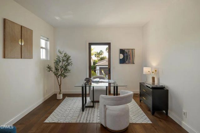 813 W Gabrielino Court, Altadena, CA 91001