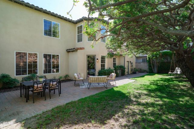 813 W Gabrielino Court, Altadena, CA 91001