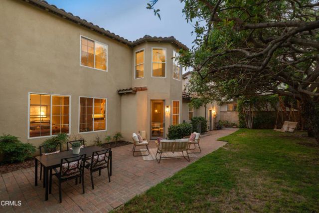 813 W Gabrielino Court, Altadena, CA 91001