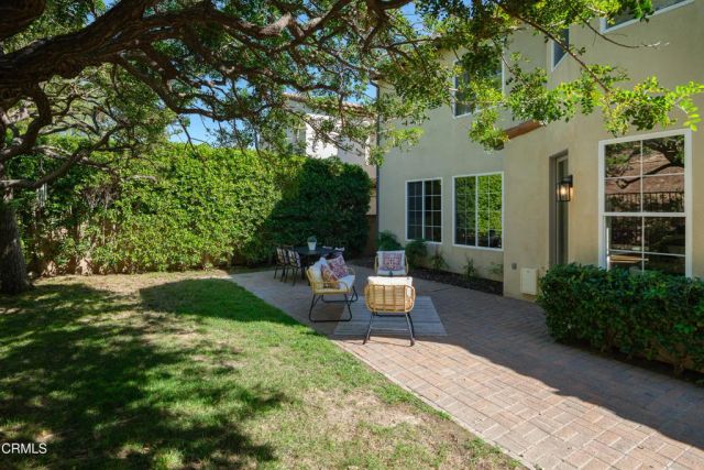 813 W Gabrielino Court, Altadena, CA 91001