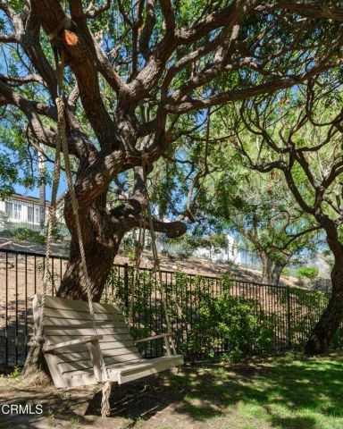 813 W Gabrielino Court, Altadena, CA 91001