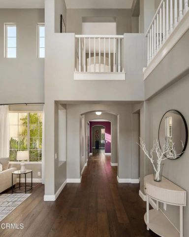 813 W Gabrielino Court, Altadena, CA 91001